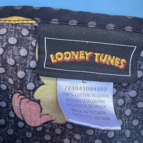 Tweety bird Scrub top by looney tunes - Picture 2 of 4